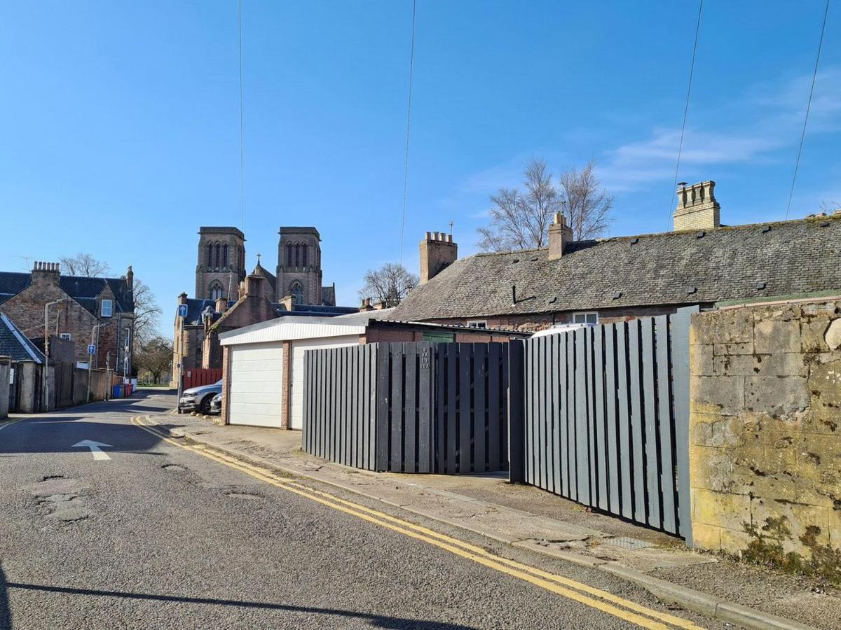 Alexander Cottage Inverness Buitenkant foto